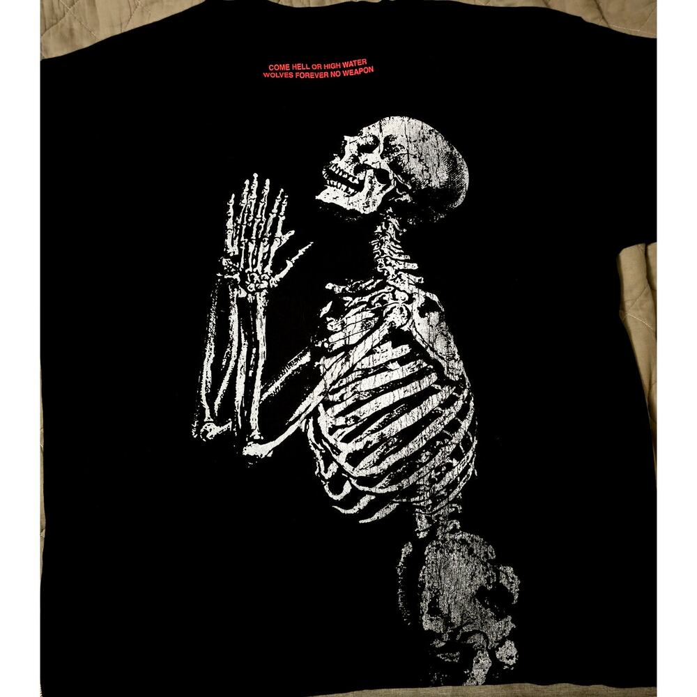 Sport

Darc Sport NO WEAPON SHALL PROSPER XLARGE $150